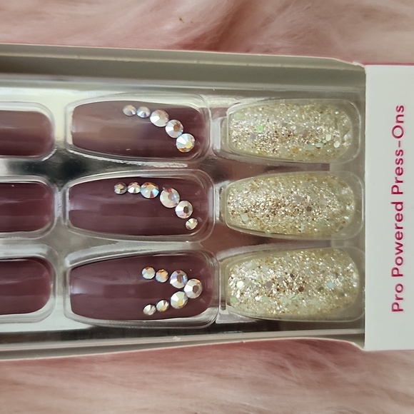 SALE!! Brand New 2CT BUNDLE DASHING DIVA False Nails-L - Picture 4 of 5